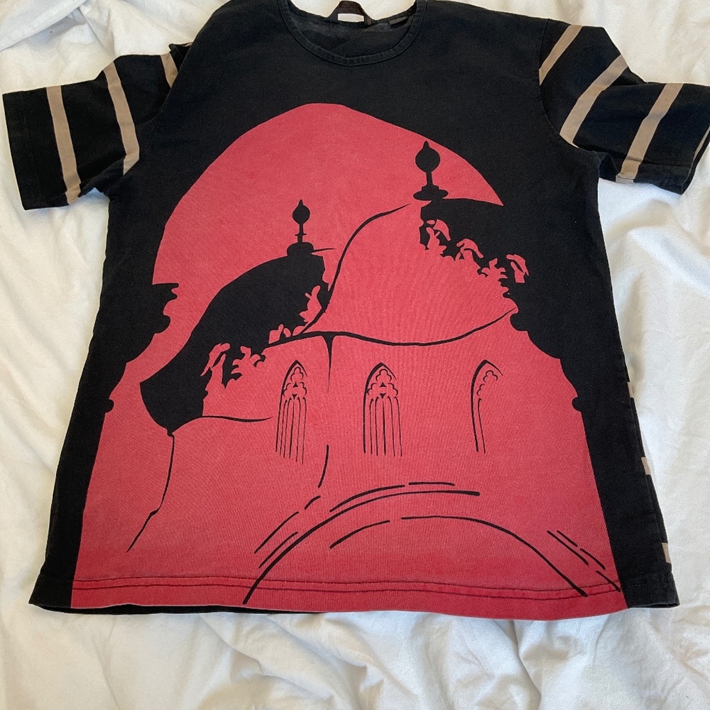 Tee shirt